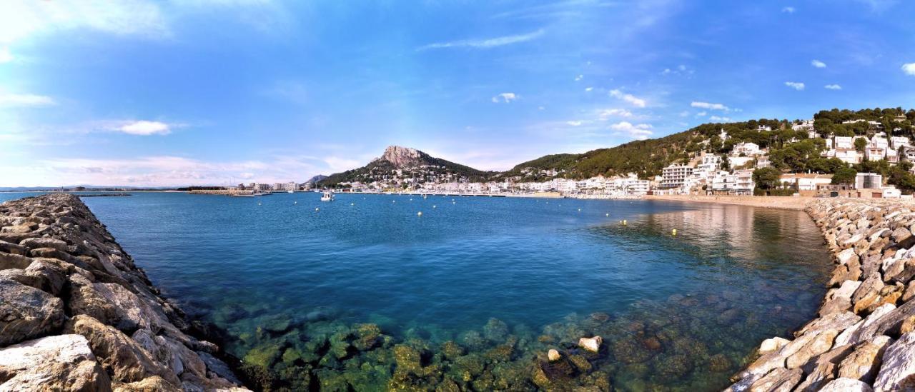 Trill Noray apartamentos L'Estartit Bagian luar foto